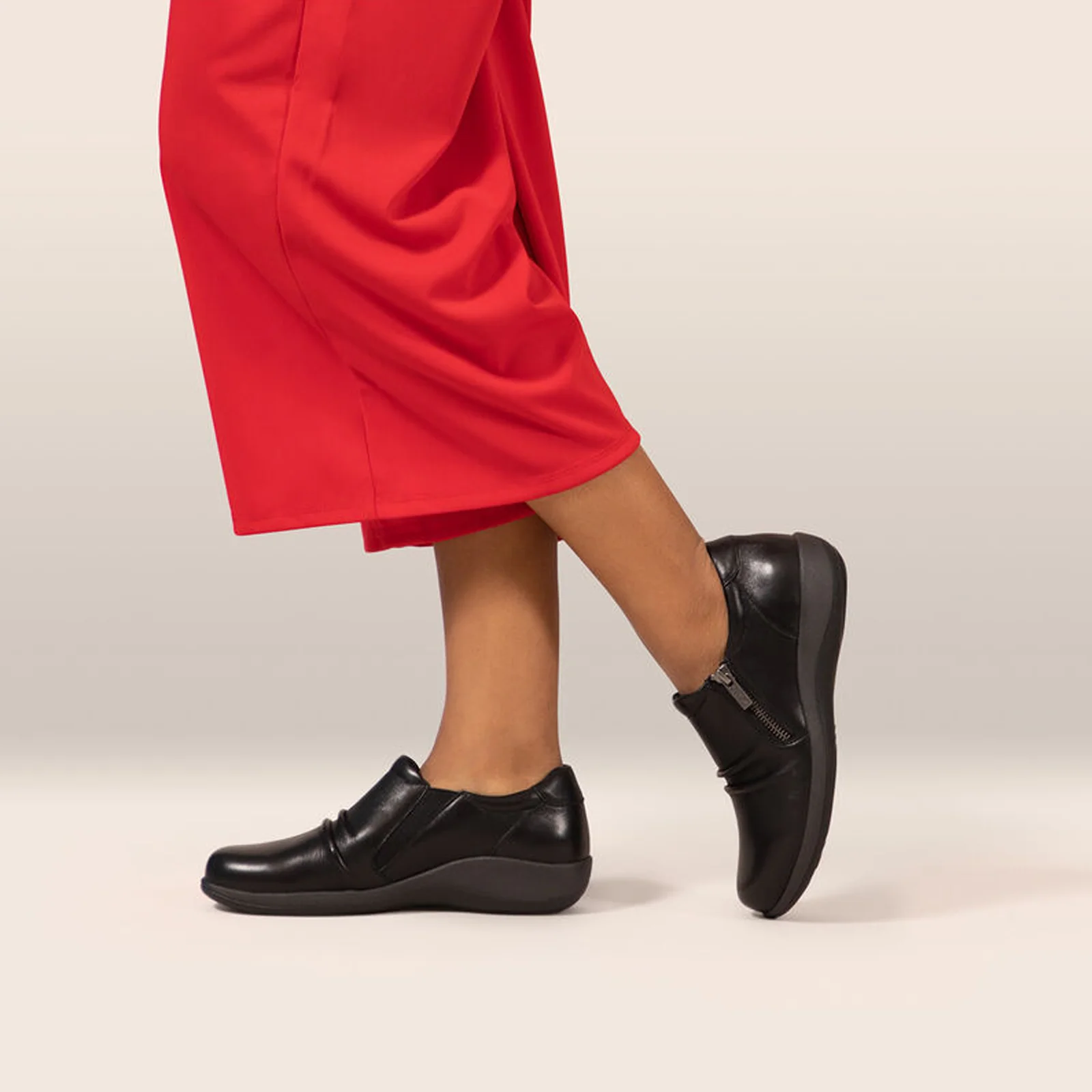Aetrex Katie Zip Loafer (Women) - Black - Image 7
