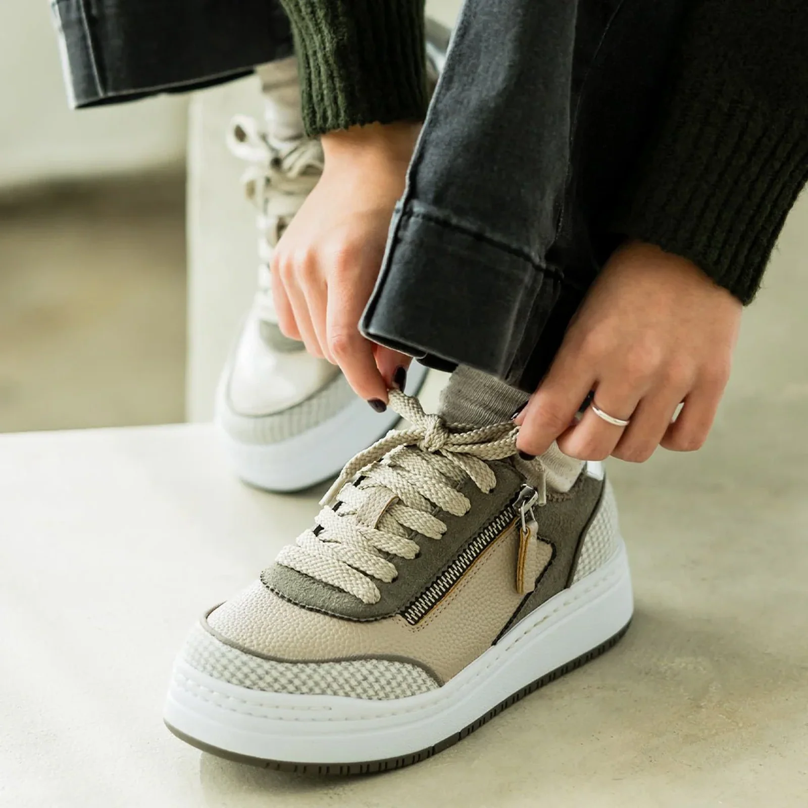 Alegria Averie Sneaker (Women) - Houndstooth Grey - Image 6