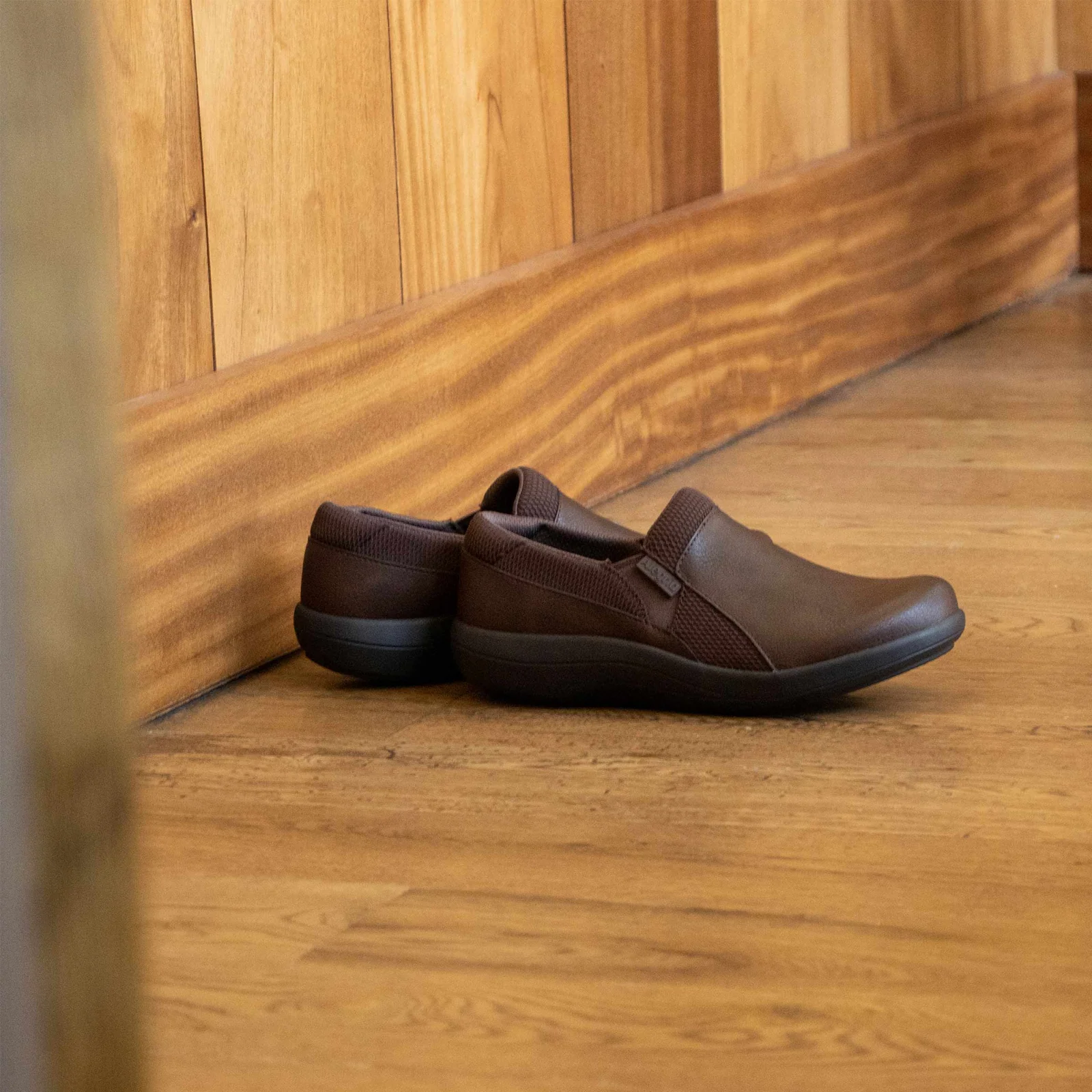 Alegria Duette Slip On (Women) - Fudge - Image 5