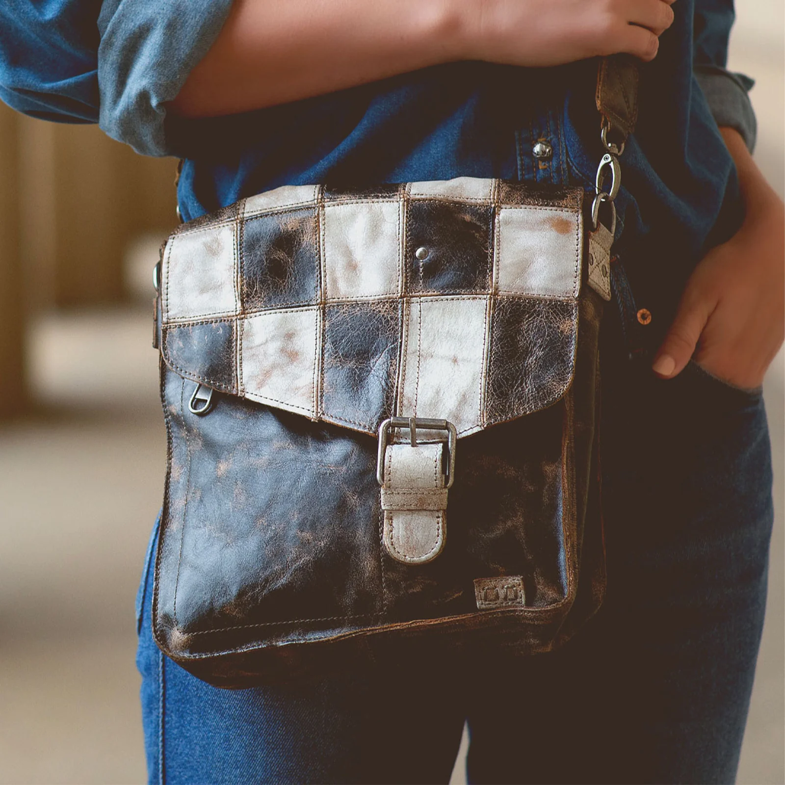Bed Stu Venice Beach II Crossbody Bag - Black Lux Nectar Lux - Image 6