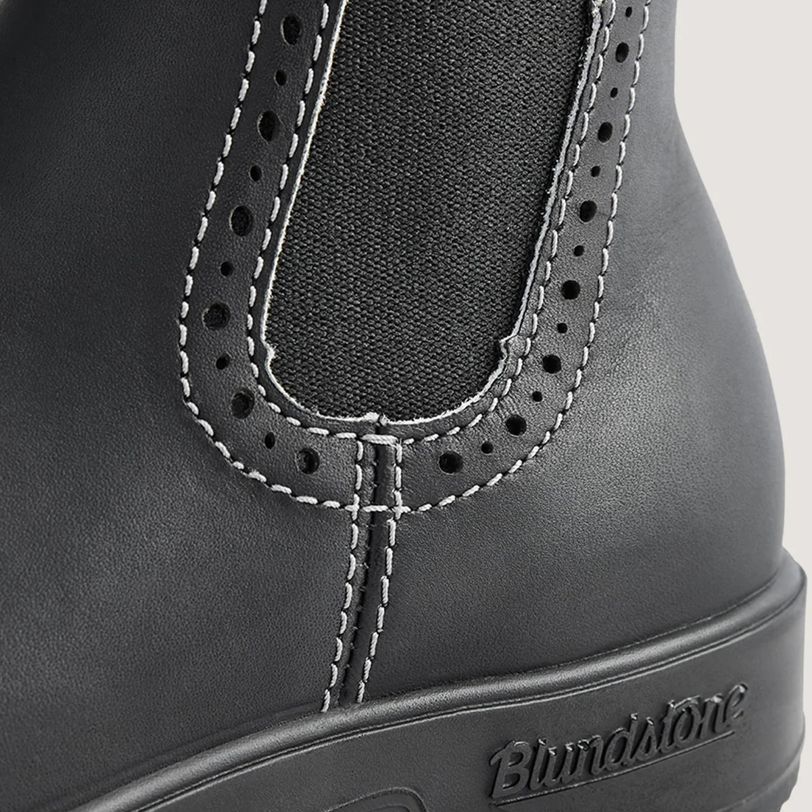 Blundstone 1448 High Top Chelsea Boot (Women) - Voltan Black - Image 3