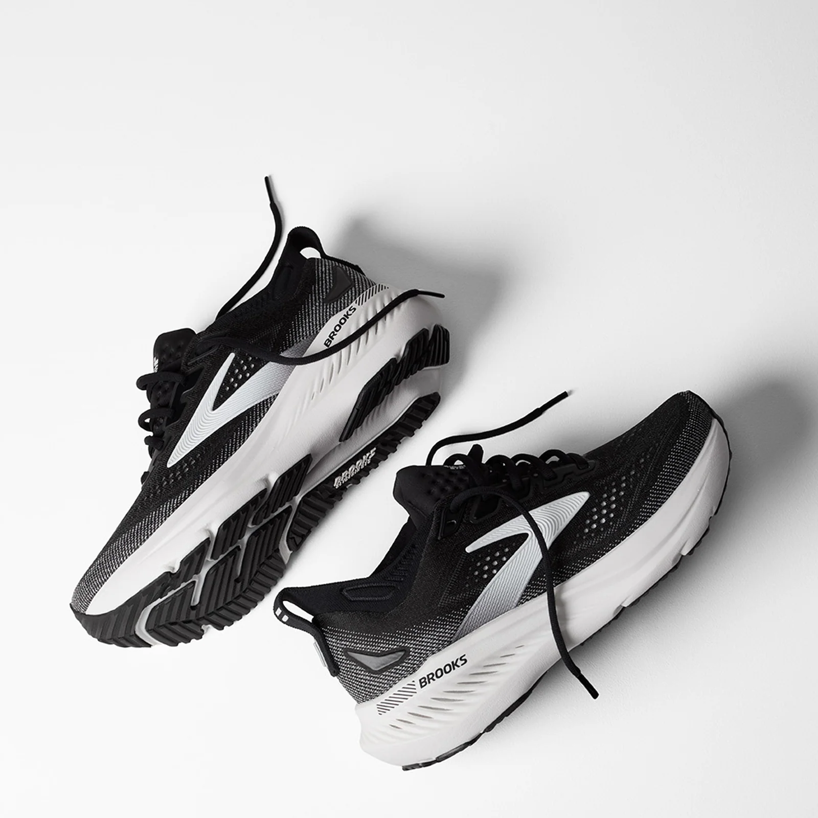 Brooks Glycerin GTS 23 Running Shoe (Women) - Black/Grey/White - Image 7