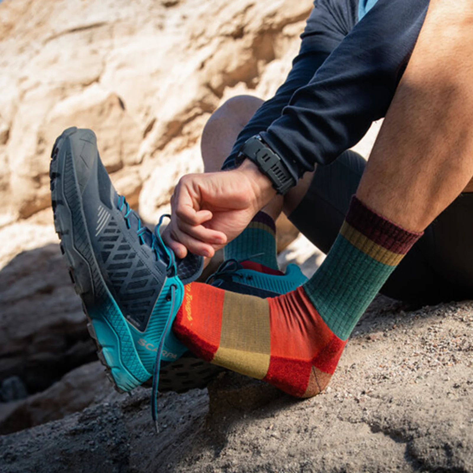 Darn Tough Heady Stripe Lightweight Micro Crew Sock with Cushion (Men) - Teal - Image 2