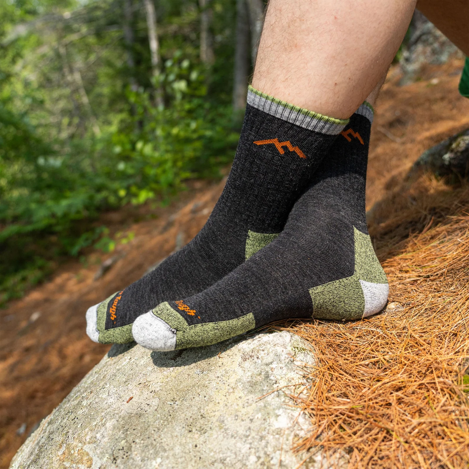 Darn Tough Hiker Midweight Micro Crew Sock with Cushion (Men) - Lime - Image 3
