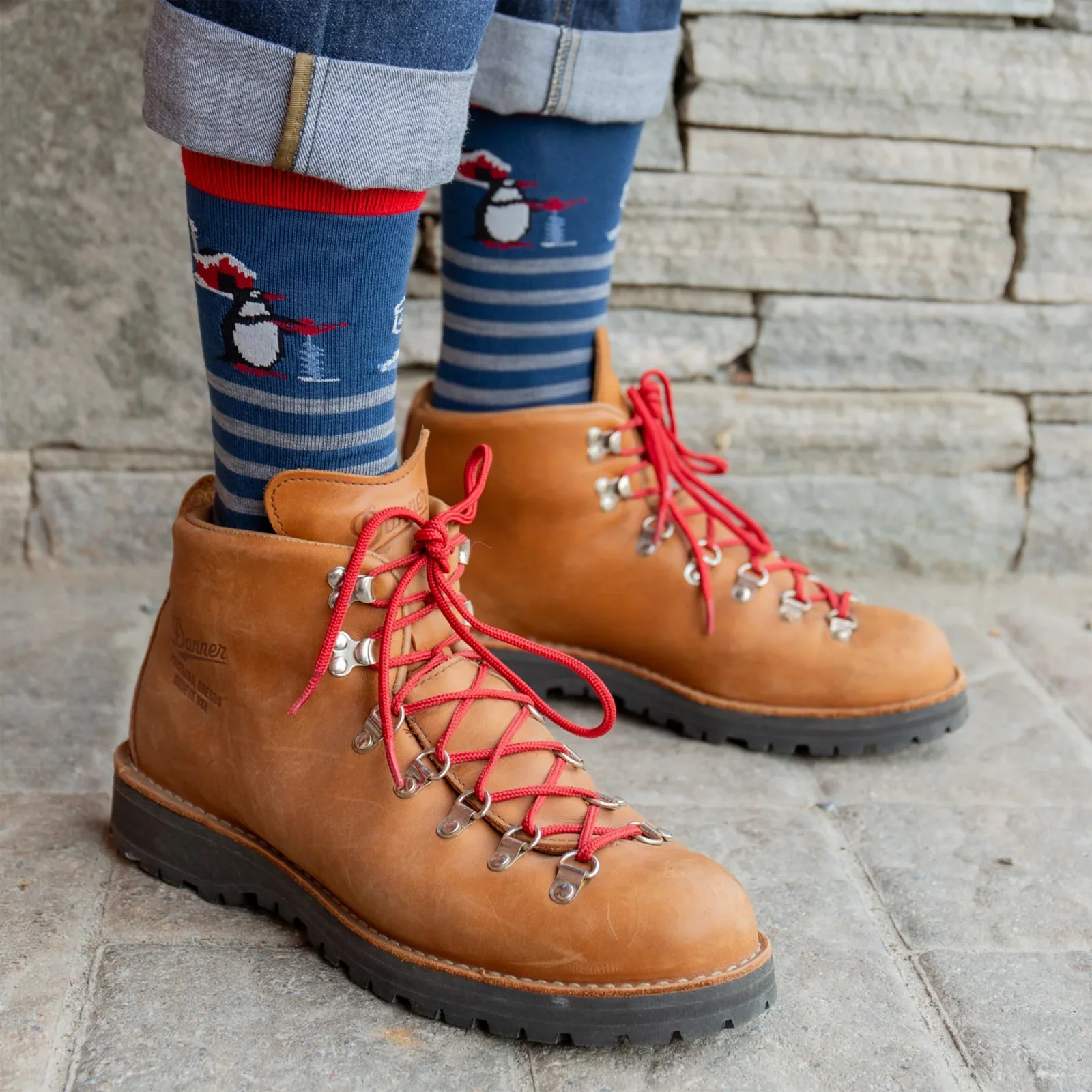 Darn Tough Wild Life Lightweight Cushion Crew Sock (Men) - Polar Bear Life - Image 3
