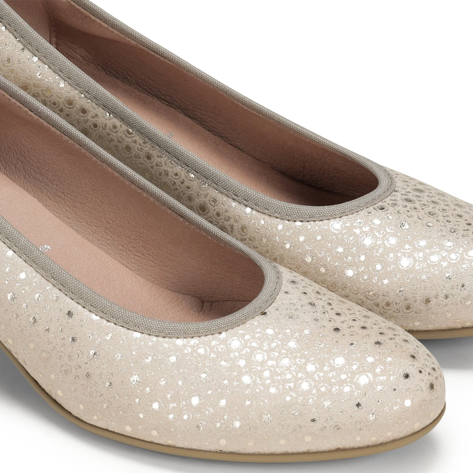 Dorking Geminis D8469 Pump (Women) - Taylor Crema - Image 4