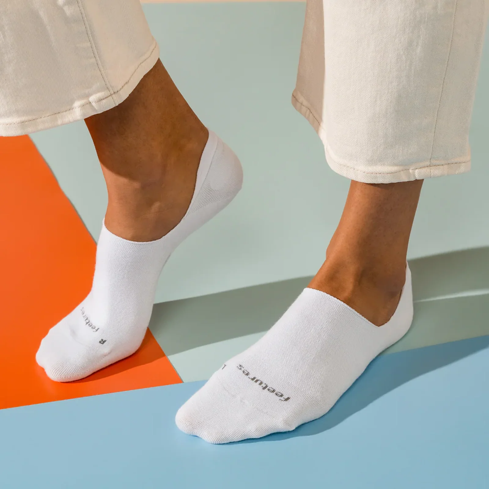 Feetures Ultra Light Invisible No Show Compression Sock (Women) - White - Image 5