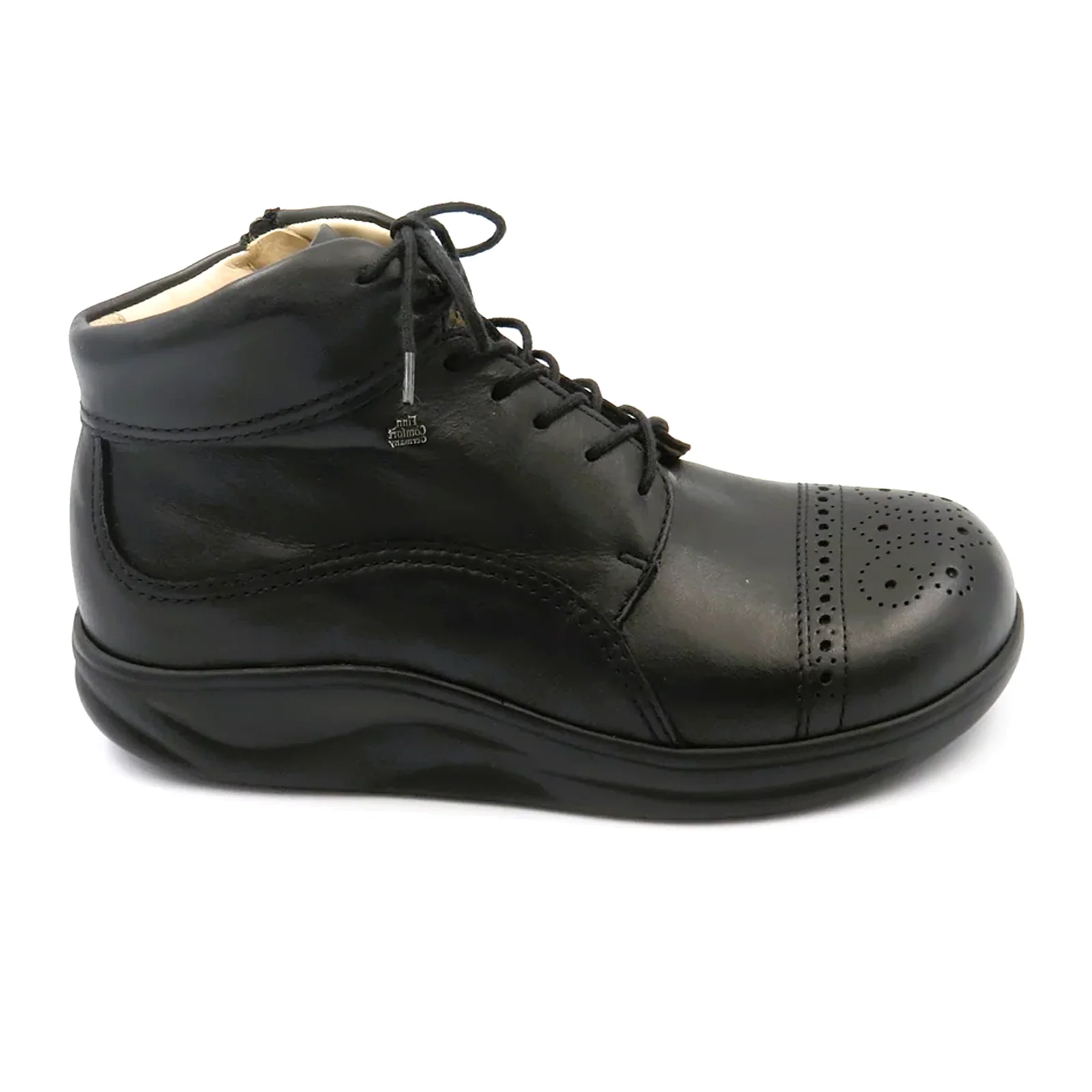 Finn Comfort Tsukubasan Boot (Women) - Black Nappa