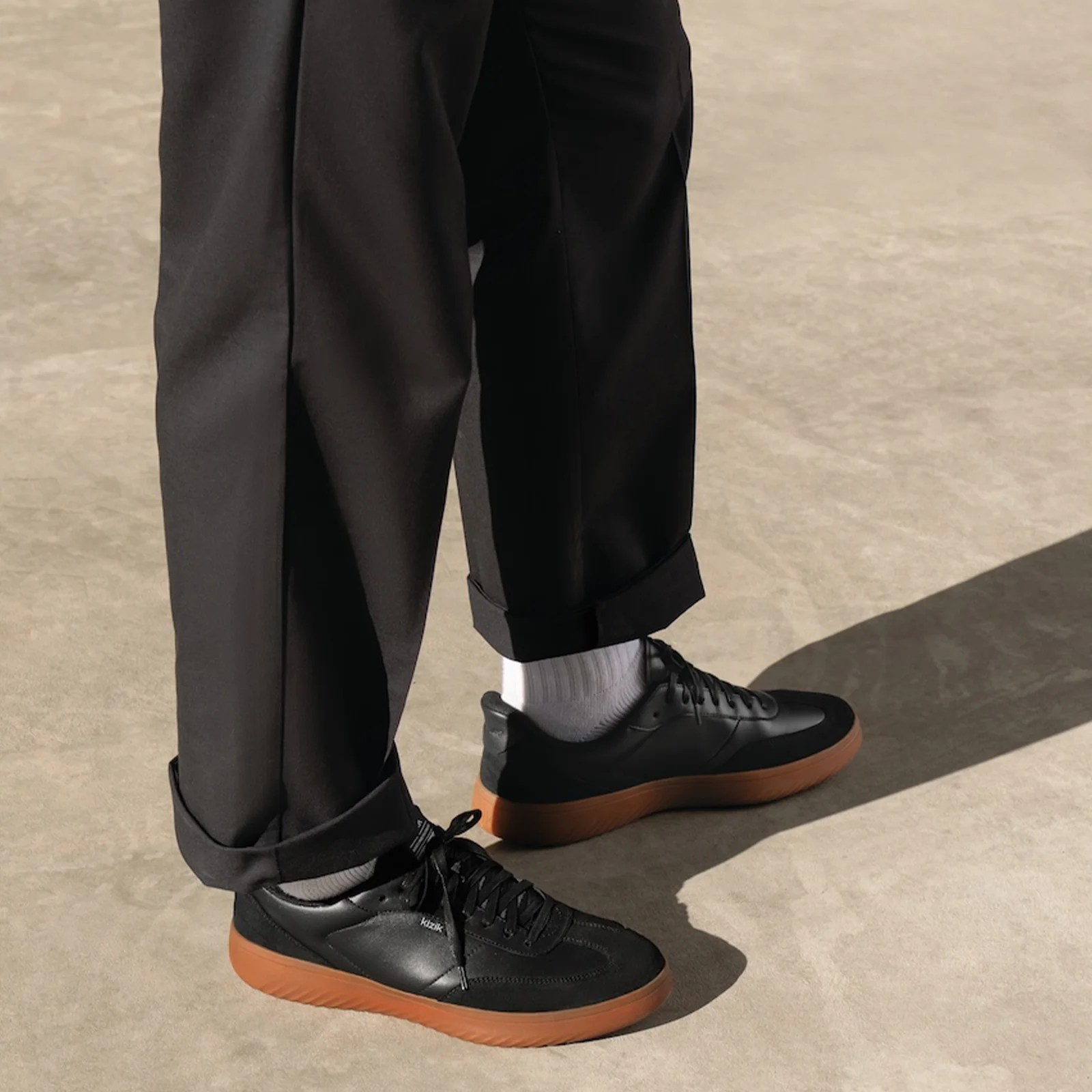 Kizik Camden Sneaker (Men) - Black/Gum - Image 10