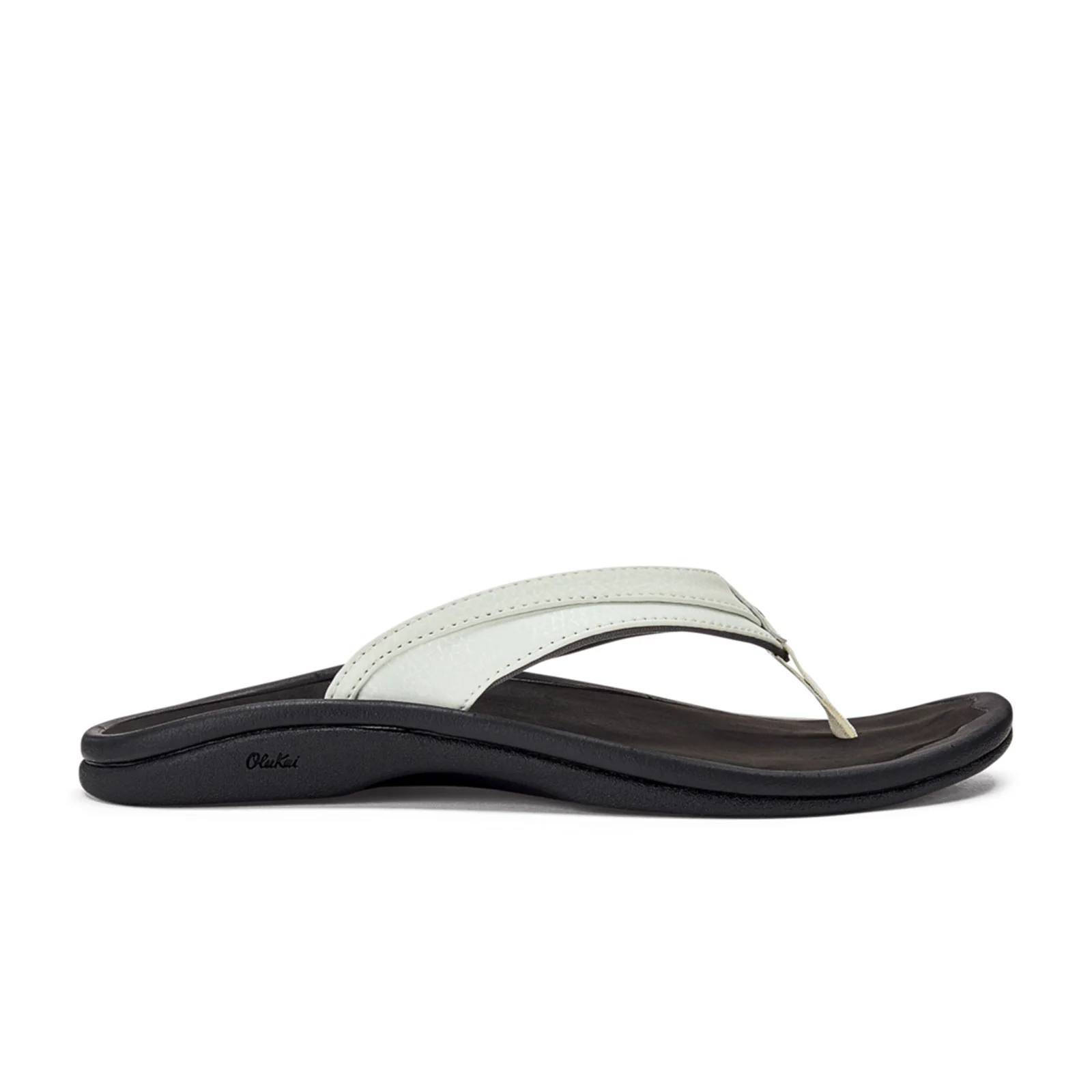 OluKai 'Ohana Sandal (Women) - White/Black