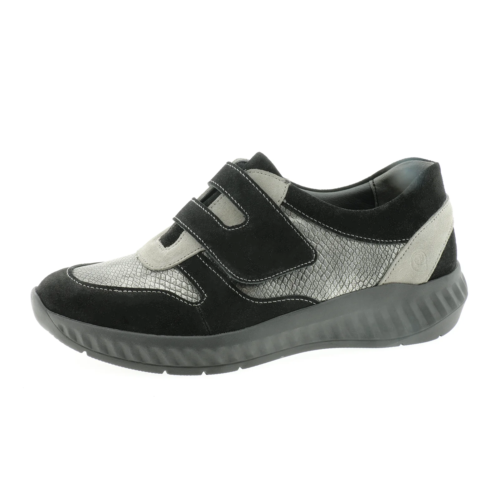 Suave Bilbao Slip On (Women) - Black - Image 2