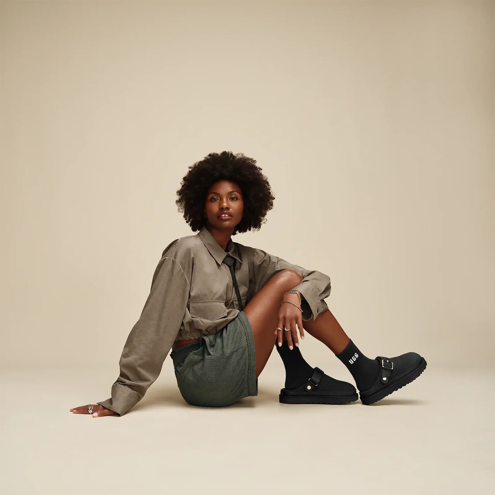 UGG® Frynn Short (Women) - Green Grey - Image 5