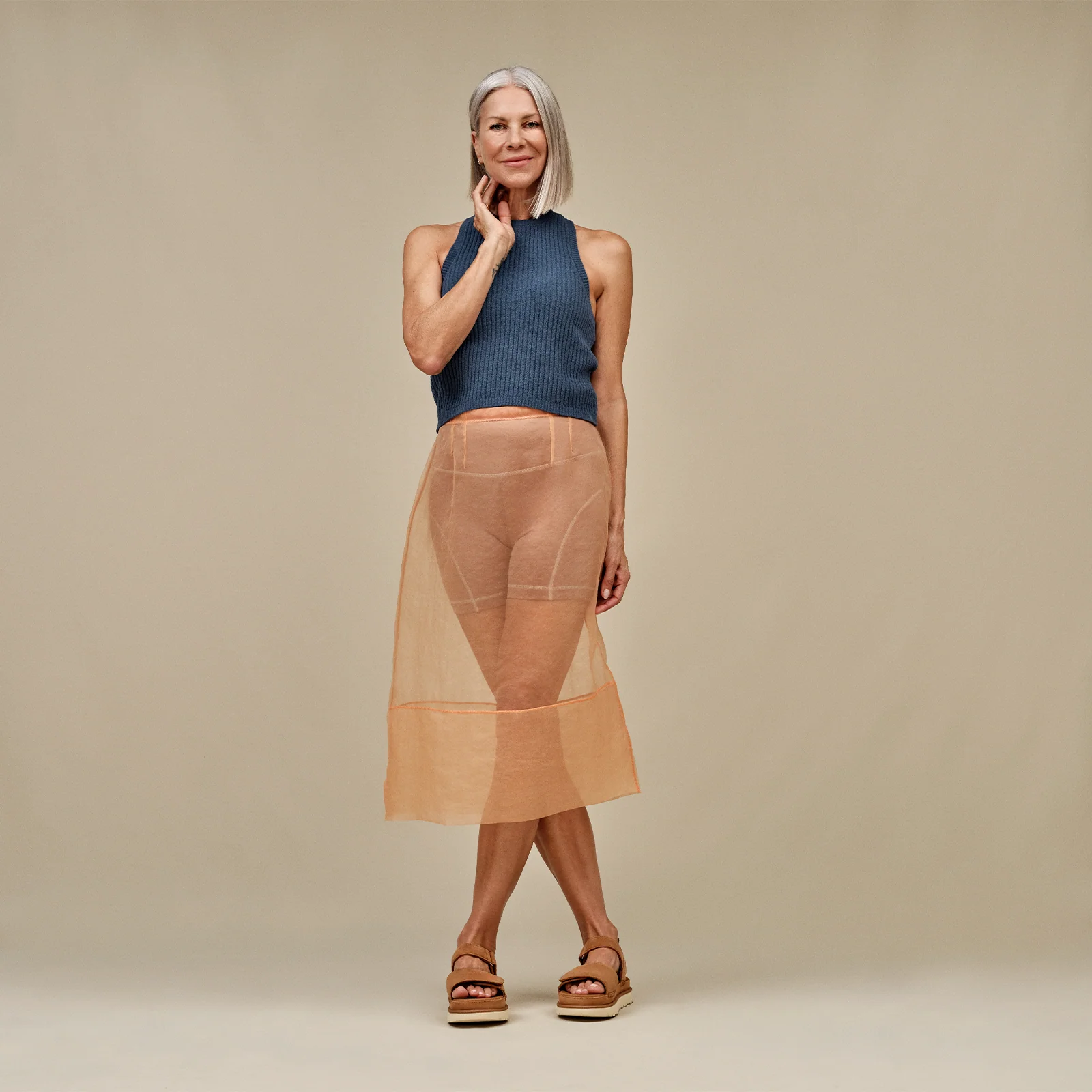 UGG® GoldenStar (Women) - Chestnut - Image 7