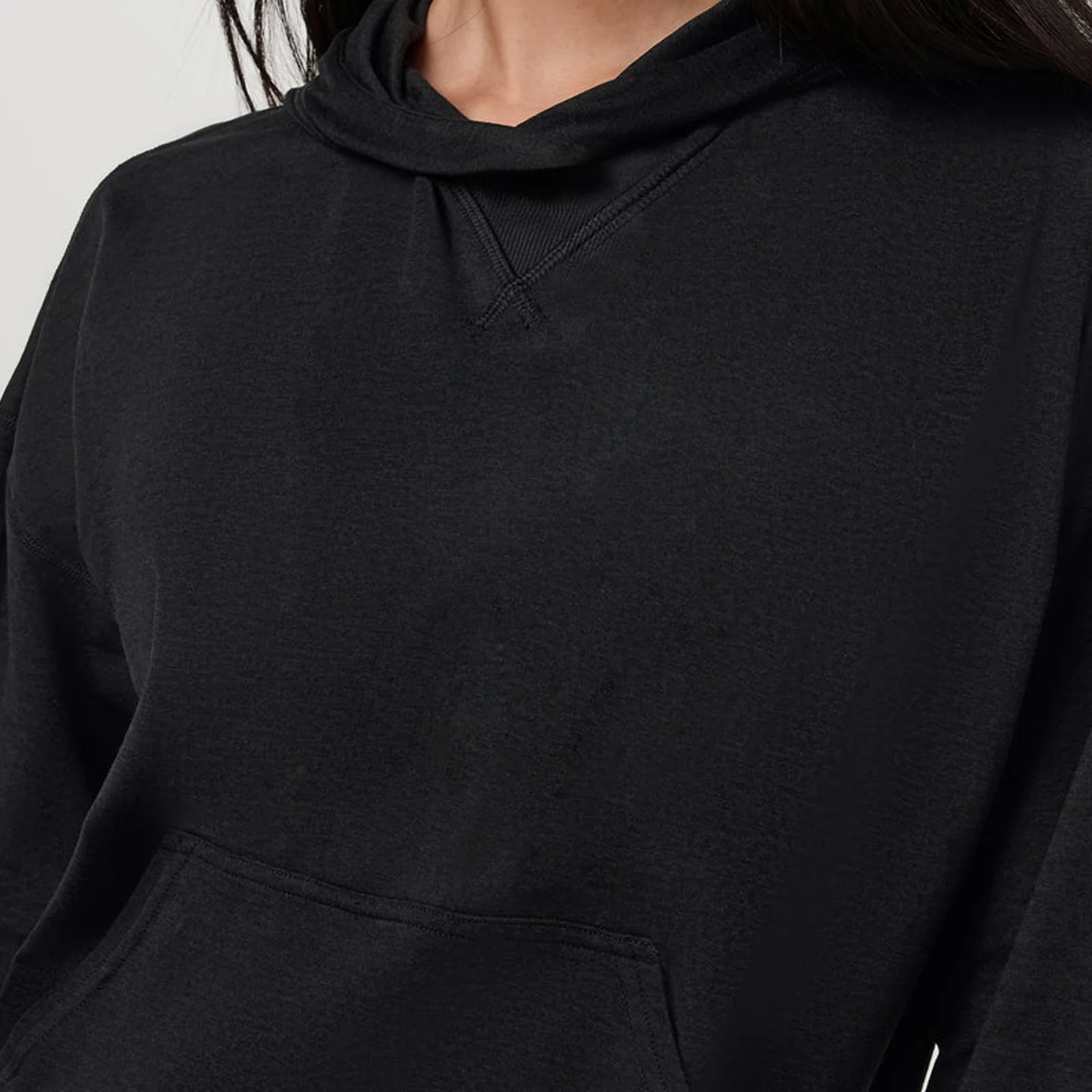 Vuori Halo Modern Pullover Hoodie (Women) - Black Heather - Image 6