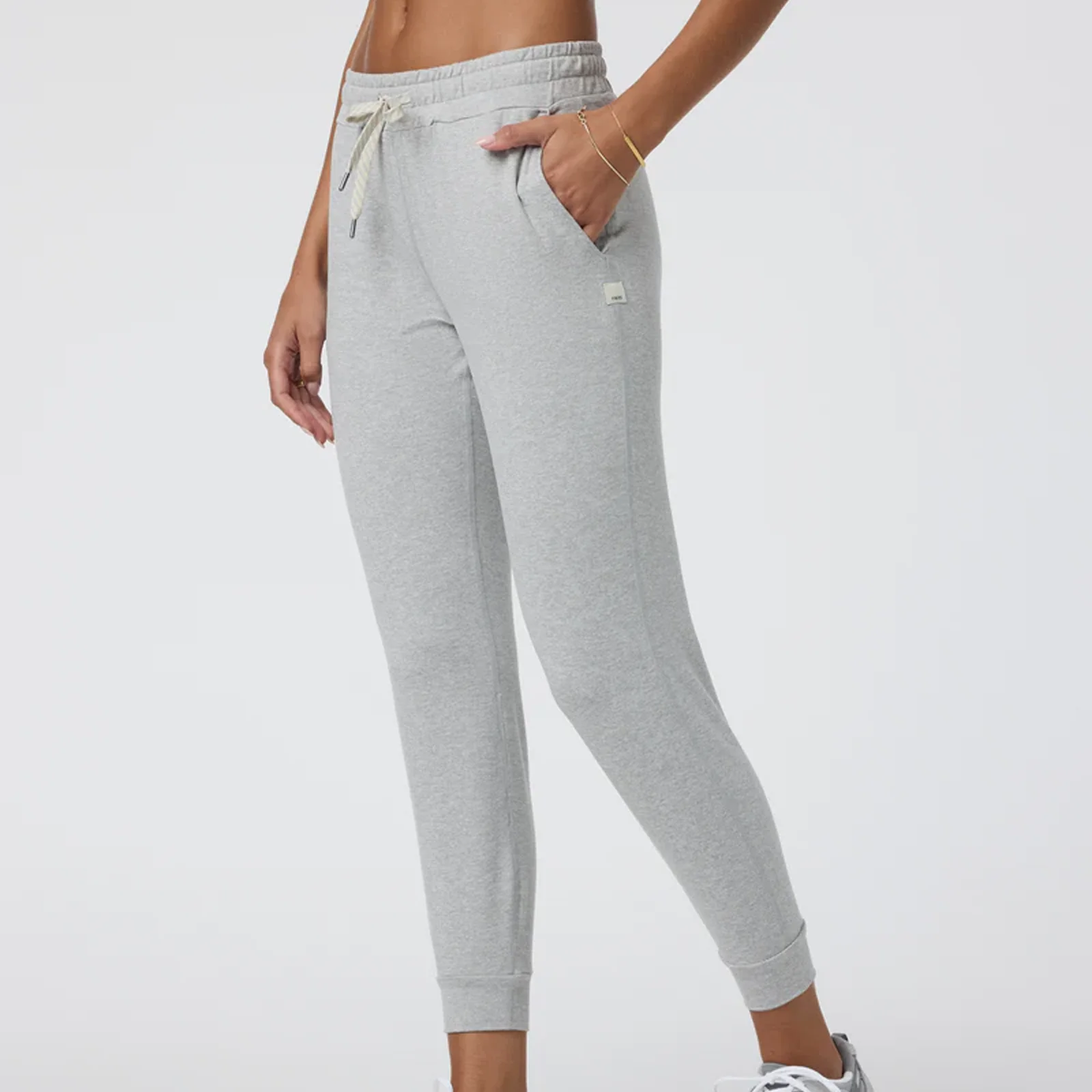 Vuori Performance Jogger (Women) - Pale Grey Heather