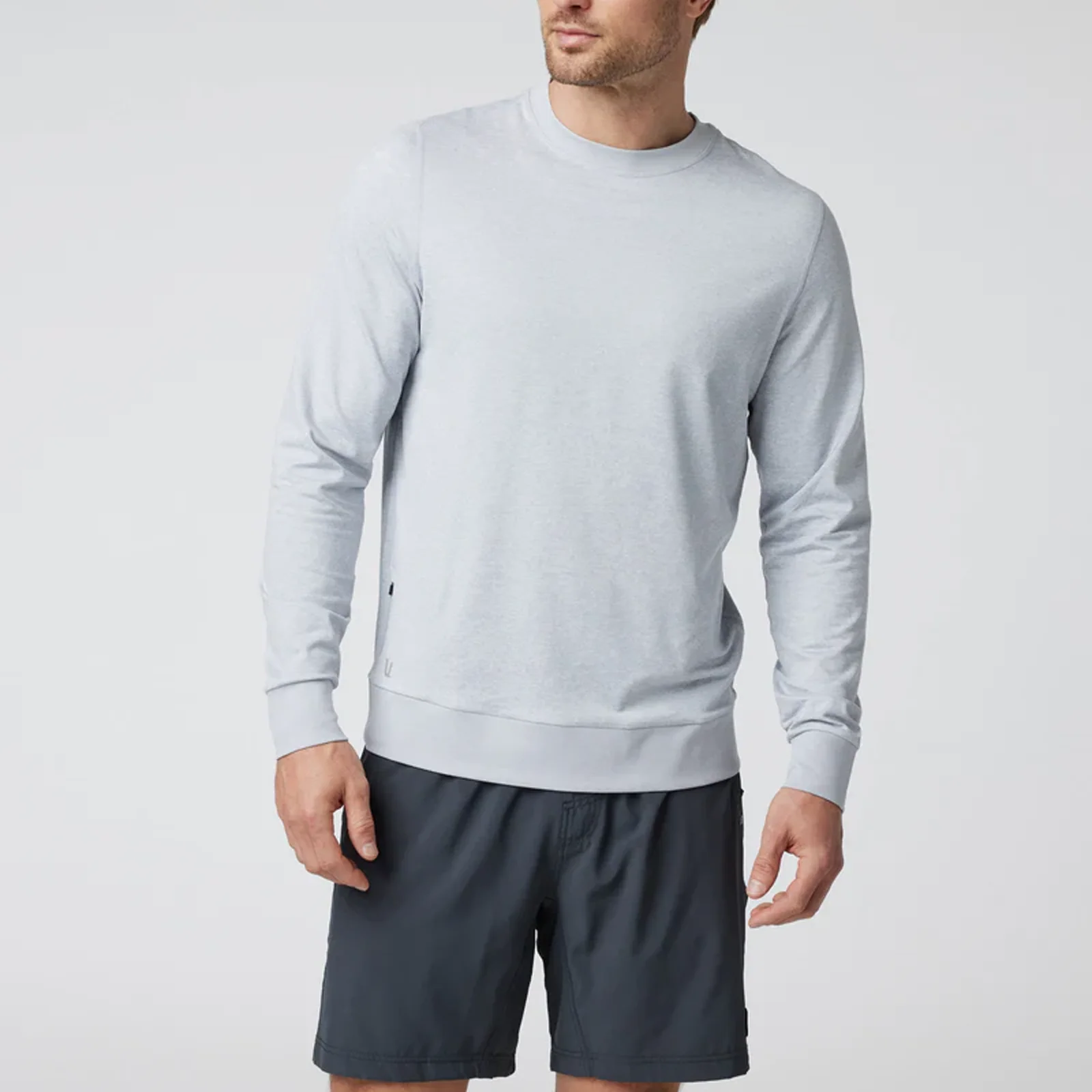 Vuori Ponto Performance Long Sleeve Crew (Men) - Platinum Heather - Image 2