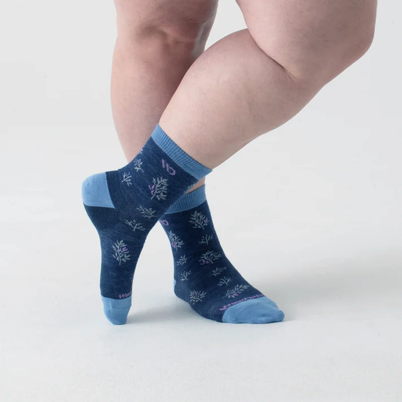 Wide Open Foliage Lightweight Crew Sock (Women) - Denim - Image 3