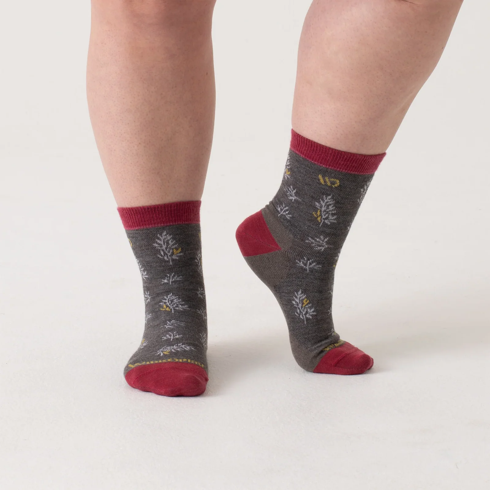 Wide Open Foliage Lightweight Crew Sock (Women) - Taupe - Image 3