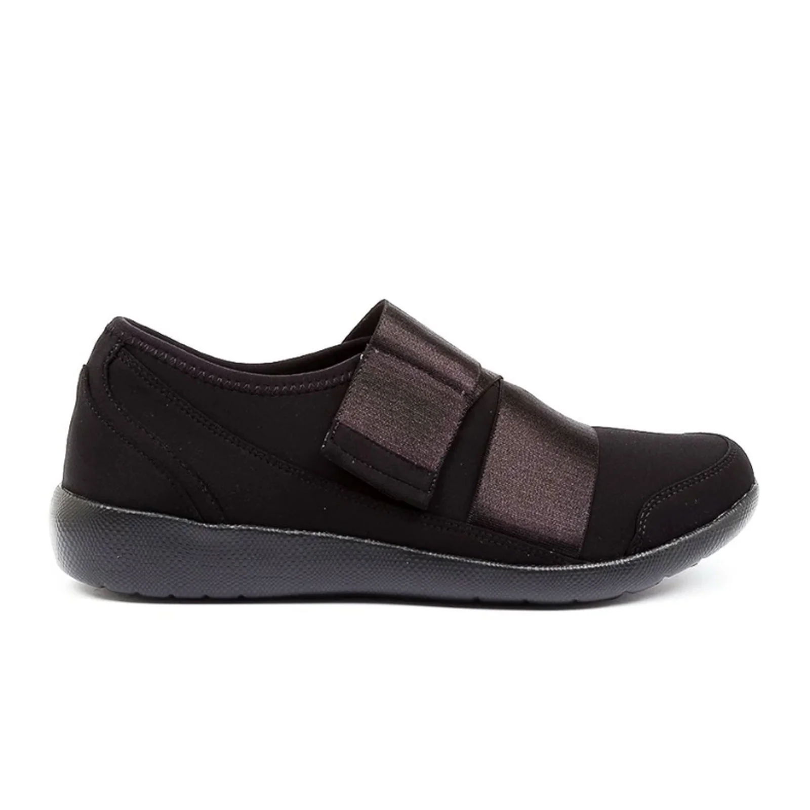 Ziera Urban FF Sneaker (Women) - Black/Black Sole